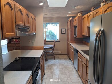 10200 Dakota Way, Everett, WA 98204 - photo 5