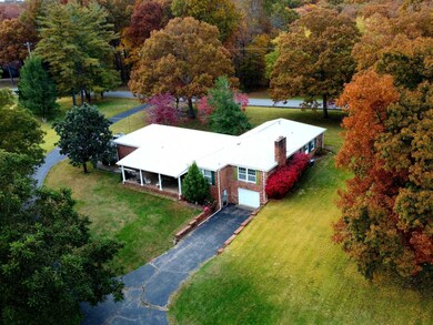 202 Druid Hills Dr, Dickson, TN 37055 - photo 2