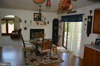 12011 Karper Rd, Mercersburg, PA 17236 - photo 6