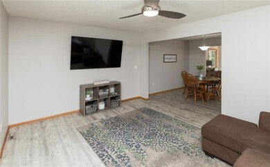 2603 Bent Ridge Ct, Des Moines, IA 50320 - photo 3