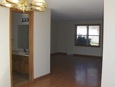 59 Trudeau Dr unit 4C, Warren, MA 01083 - photo 5