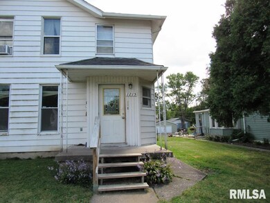 1215 E 12th St, Davenport, IA 52803 - photo 3