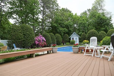 15 Tomahawk Cir, Saunderstown, RI 02874 - photo 5