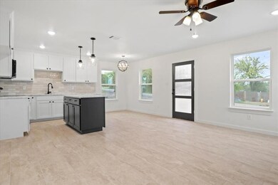 2500 Orion Way, Granbury, TX 76048 - photo 5