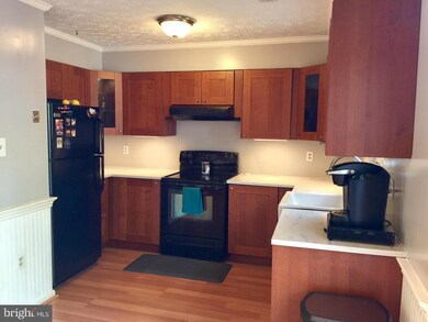 7749 Wolford Way, Lorton, VA 22079 - photo 4