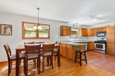 05_119WClay_369001_DiningRoom_LowRes
