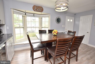 204 Leeds Ct E, Warrenton, VA 20186 - photo 7