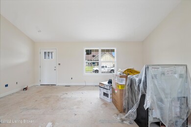 327 Valhalla Trace, Vine Grove, KY 40175 - photo 4