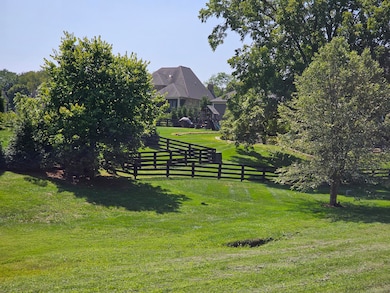 207 Morgan Ct, Nicholasville, KY 40356 - photo 2