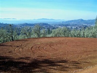 210 Harpazo Ln, Grants Pass, OR 97527 - photo 4