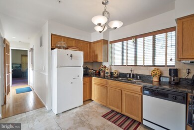 6000 Pemberton Ln, Hyattsville, MD 20785 - photo 6