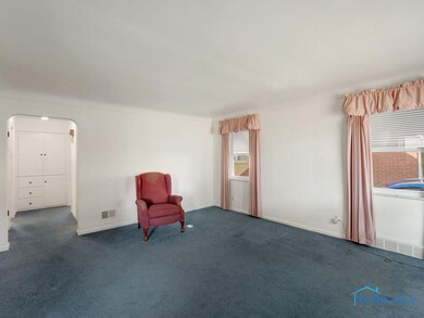 2837 Wyndale Rd, Toledo, OH 43613 - photo 6