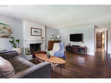 1304 Sherri Ct, West Linn, OR 97068 - photo 5