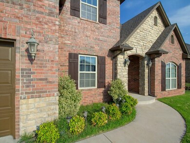 Inviting and lots of Curb appeal!