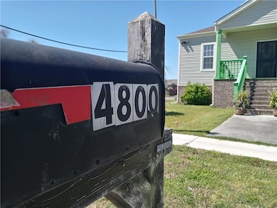 4800 Eastview Dr, New Orleans, LA 70126 - photo 2