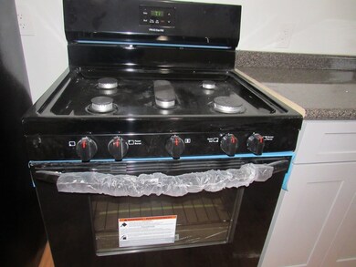 311 Providence Rd unit 3A, South Grafton, MA 01560 - photo 2