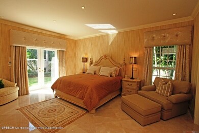 7 Master Bedroom
