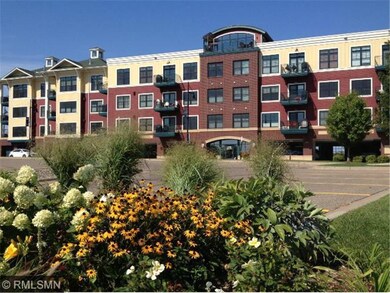 Lake View Lofts overlooking Lake Minnetonka, Newer