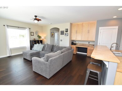 Kitchen/Living Room