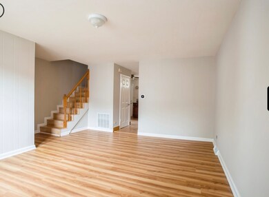 2017 Pine St unit D, Des Plaines, IL 60018 - photo 3