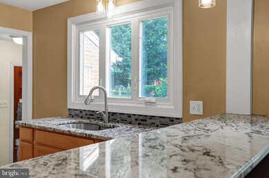 319 4th St, Shoemakersville, PA 19555 - photo 4