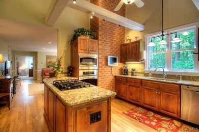 Fabulous mix of rustic and modern in your new gour