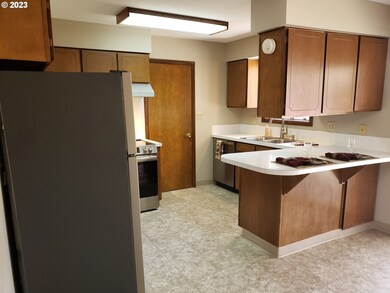 3247 William Ave, Longview, WA 98632 - photo 5