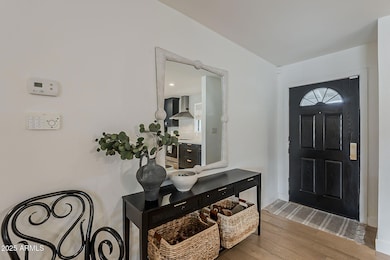 8320 E Monte Vista Rd, Scottsdale, AZ 85257 - photo 6