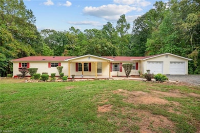 648 Mountainview Rd, King, NC 27021 - photo 7