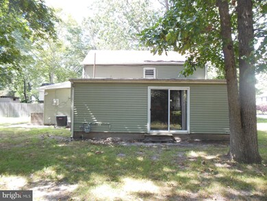 70 E Cloverdale Ave, Pine Hill, NJ 08021 - photo 3