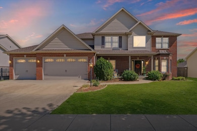 2104 Wiggins St, Champaign, IL 61822 - photo 2