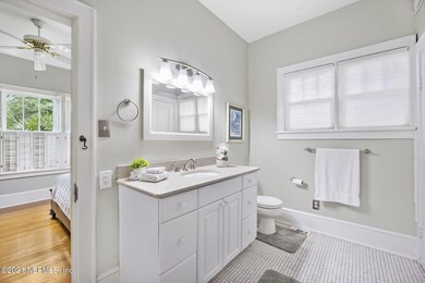 17-web-or-mls-24_Locust-17