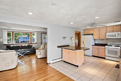 51 Caldwell Rd, Waltham, MA 02453 - photo 7