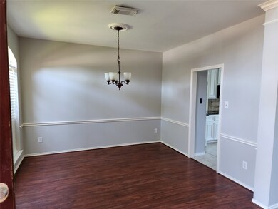 3719 Paigewood Dr, Pearland, TX 77584 - photo 2