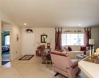 Entry/Living Room