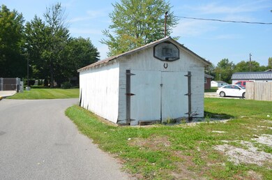 531 N Buckeye St, Osgood, IN 47037 - photo 7