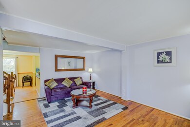 8671 Bent Arrow Ct, Springfield, VA 22153 - photo 4