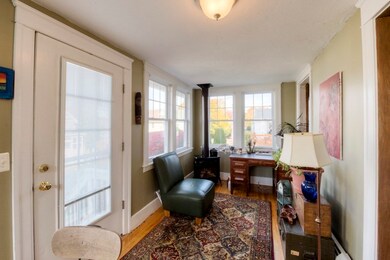 52 Proctor St, Worcester, MA 01606 - photo 2