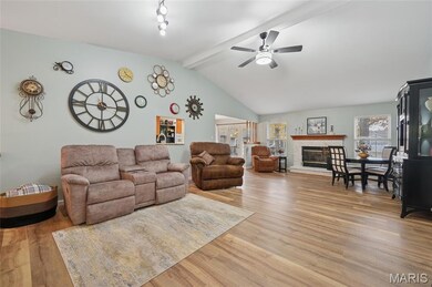22 Biloxi Ct, Saint Charles, MO 63303 - photo 4