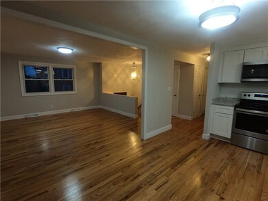 153 Carpenter St, Providence, RI 02903 - photo 4