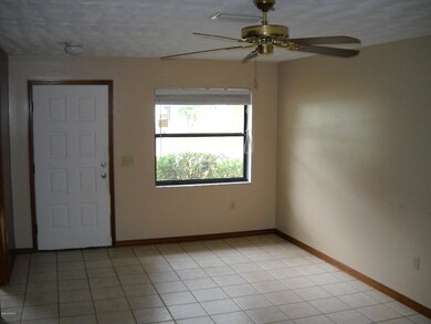 Living/Dining combo