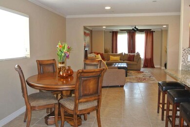 5-Lots of Room for Entertaining