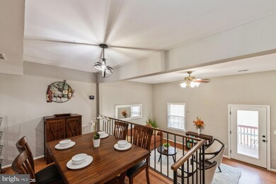 1947 Mayflower Dr, Woodbridge, VA 22192 - photo 3