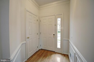 45624 Waterloo Station Square, Sterling, VA 20166 - photo 3