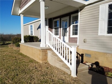 19424 Shinn Springs Rd, Siloam Springs, AR 72761 - photo 3