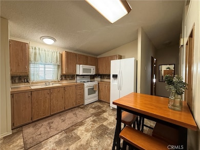 1550 Rory Ln unit 80, Simi Valley, CA 93063 - photo 4
