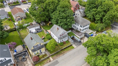 40 Vincent Ave, Pawtucket, RI 02860 - photo 3