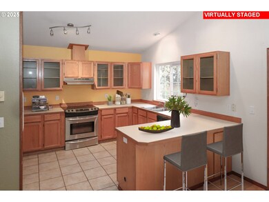 858 S 46th St, Springfield, OR 97478 - photo 4