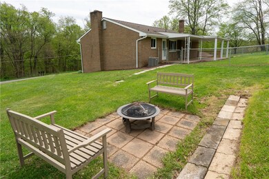 Nice fire pit area for summertime fun!