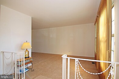 5990 Saint Moritz Dr, Temple Hills, MD 20748 - photo 4